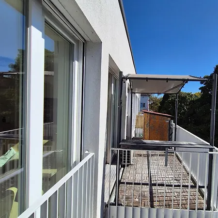 Luxury Penthouse 15 Min To Wiesn With Parking, Balcony *