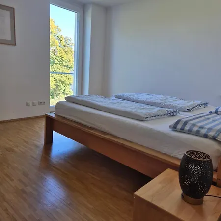 Luxury Penthouse 15 Min To Wiesn With Parking, Balcony Apartament *